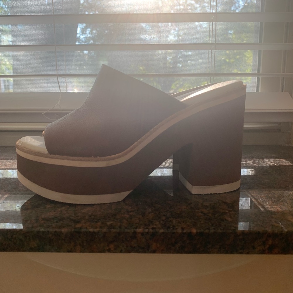 Brown Dolce Vita Platform Sandals size 7